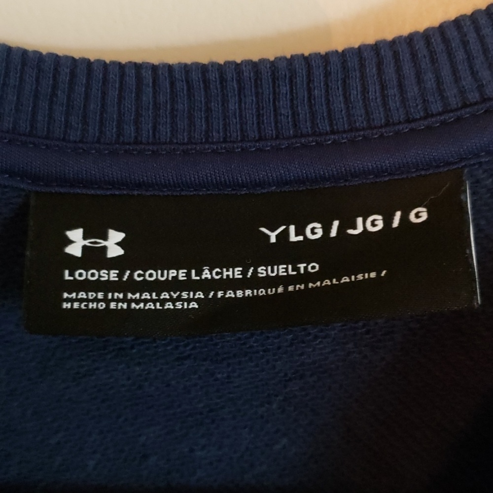Under Armor top - Picture 2 of 3